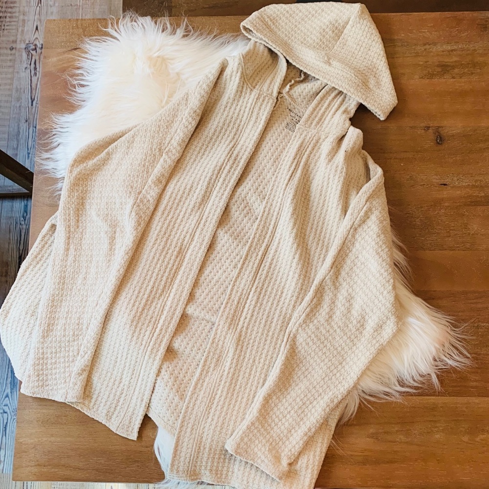 AE Cream Cardigan